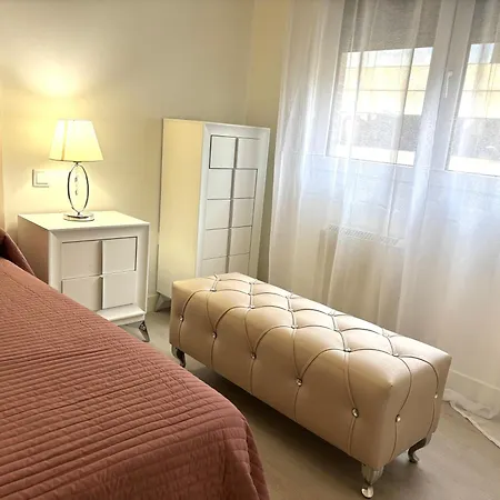 Free Parking & & Near Train Station Cordoba
