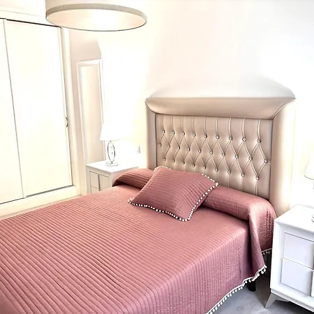 Apartment Free Parking & & Near Train Station